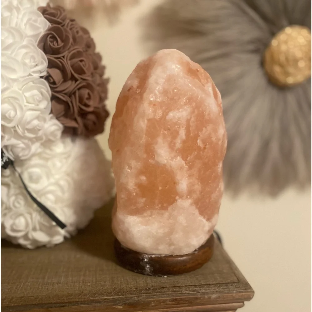 Pink Salt Light - Picture 4 of 10